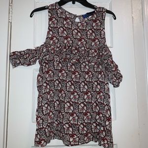 Women’s Should Cut-Out Blouse